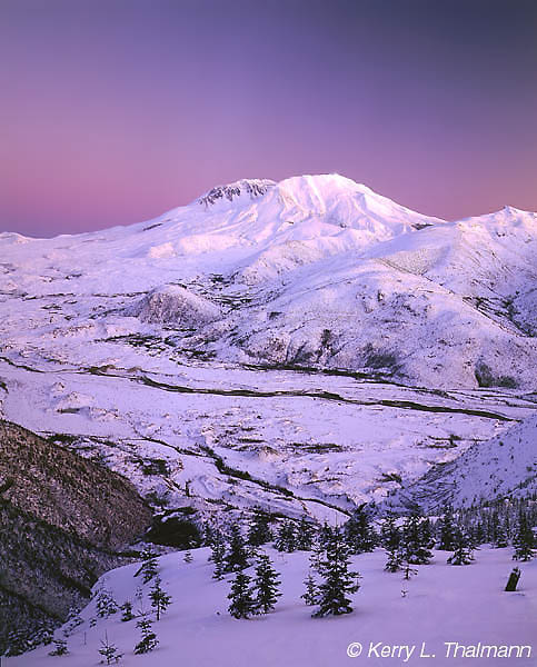 Winter at Mount St. Helens (74k)