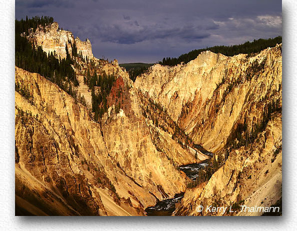 Grand Canyon of the Yellowstone (119k)